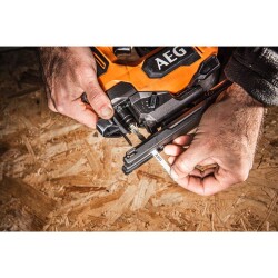 Aeg BST 10BLX2-0 Dekupaj Testere 18V - 2