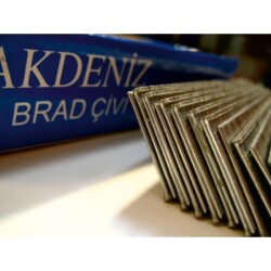 Akdeniz Çivi Brad 18Ga Başlı 18x15 1 PK: 5000 Adet - Akdeniz