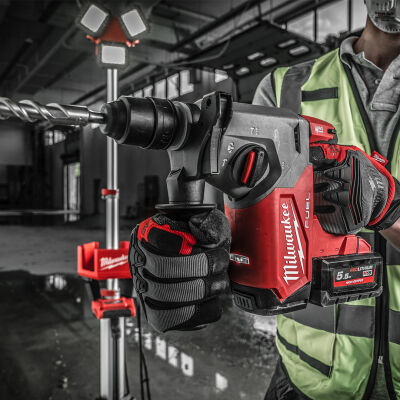 Milwaukee 26 mm SDS-Plus Rotary Hammer (Without Battery) - 7