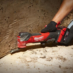 Milwaukee M18 FUEL FMT-0X Cordless Multitool (Without Battery) - 3